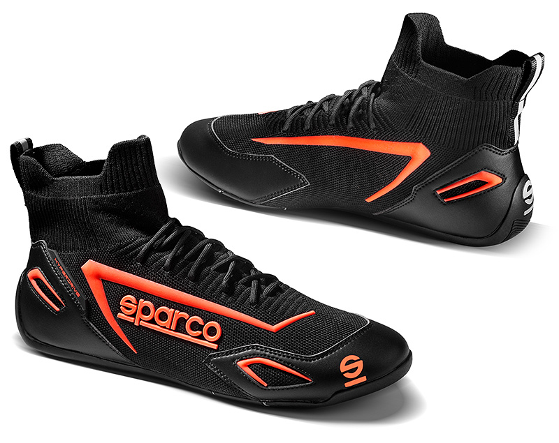 シミュレーターゲーミング用シューズ　ブラック/レッド 39サイズ